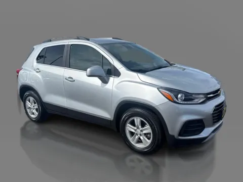 Another view of 2020 Chevrolet Trax 4d SUV FWD LT for sale in Saint Charles, MO at 5 Star Auto Plaza - St. Charles