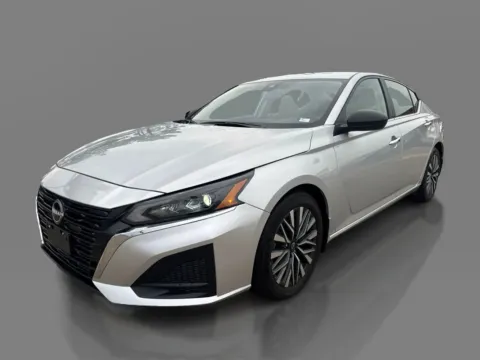 Silver 2024 Nissan Altima 2.5 SV Sedan for sale in Saint Charles, MO