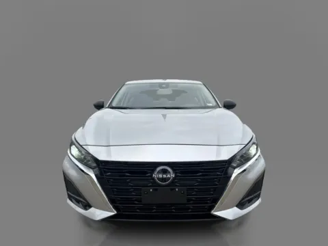 Photos of 2024 Nissan Altima 2.5 SV Sedan for sale in Saint Charles, MO at 5 Star Auto Plaza - St. Charles