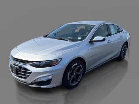 Silver 2021 Chevrolet Malibu 4dr Sdn LT for sale in Saint Charles, MO