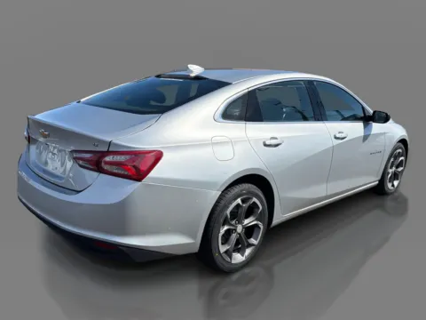 More photos of 2021 Chevrolet Malibu 4dr Sdn LT at 5 Star Auto Plaza - St. Charles, MO