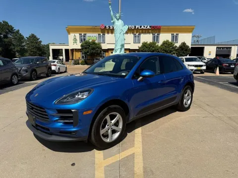 Blue 2020 Porsche Macan 4d SUV AWD for sale in Saint Charles, MO