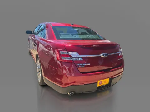 More photos of 2018 Ford Taurus 4d Sedan FWD Limited at 5 Star Auto Plaza - St. Charles, MO