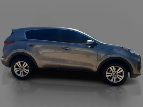 More photos of 2017 Kia Sportage 4d SUV FWD LX at 5 Star Auto Plaza - St. Charles, MO