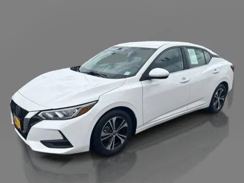 White 2022 Nissan Sentra SV CVT for sale in Saint Charles, MO