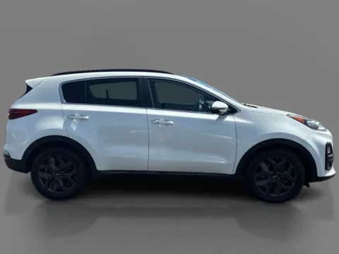 More photos of 2020 Kia Sportage 4d SUV FWD S w/Panoramic Sunroof Pkg at 5 Star Auto Plaza - St. Charles, MO