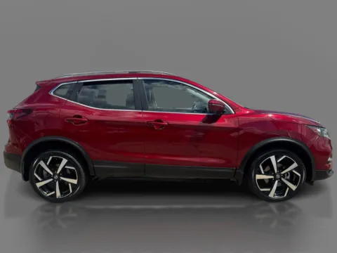 More photos of 2020 Nissan Rogue Sport 4d SUV FWD SL at 5 Star Auto Plaza - St. Charles, MO