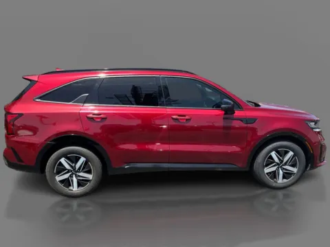 More photos of 2022 Kia Sorento EX FWD at 5 Star Auto Plaza - St. Charles, MO
