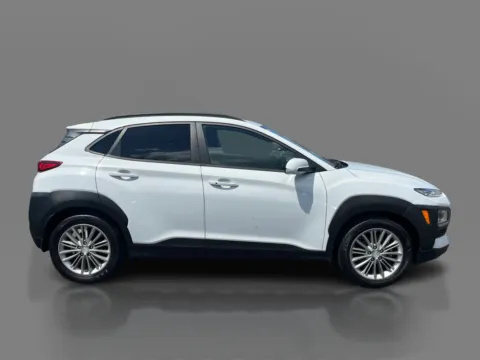 More photos of 2020 Hyundai Kona 4d SUV FWD SEL at 5 Star Auto Plaza - St. Charles, MO