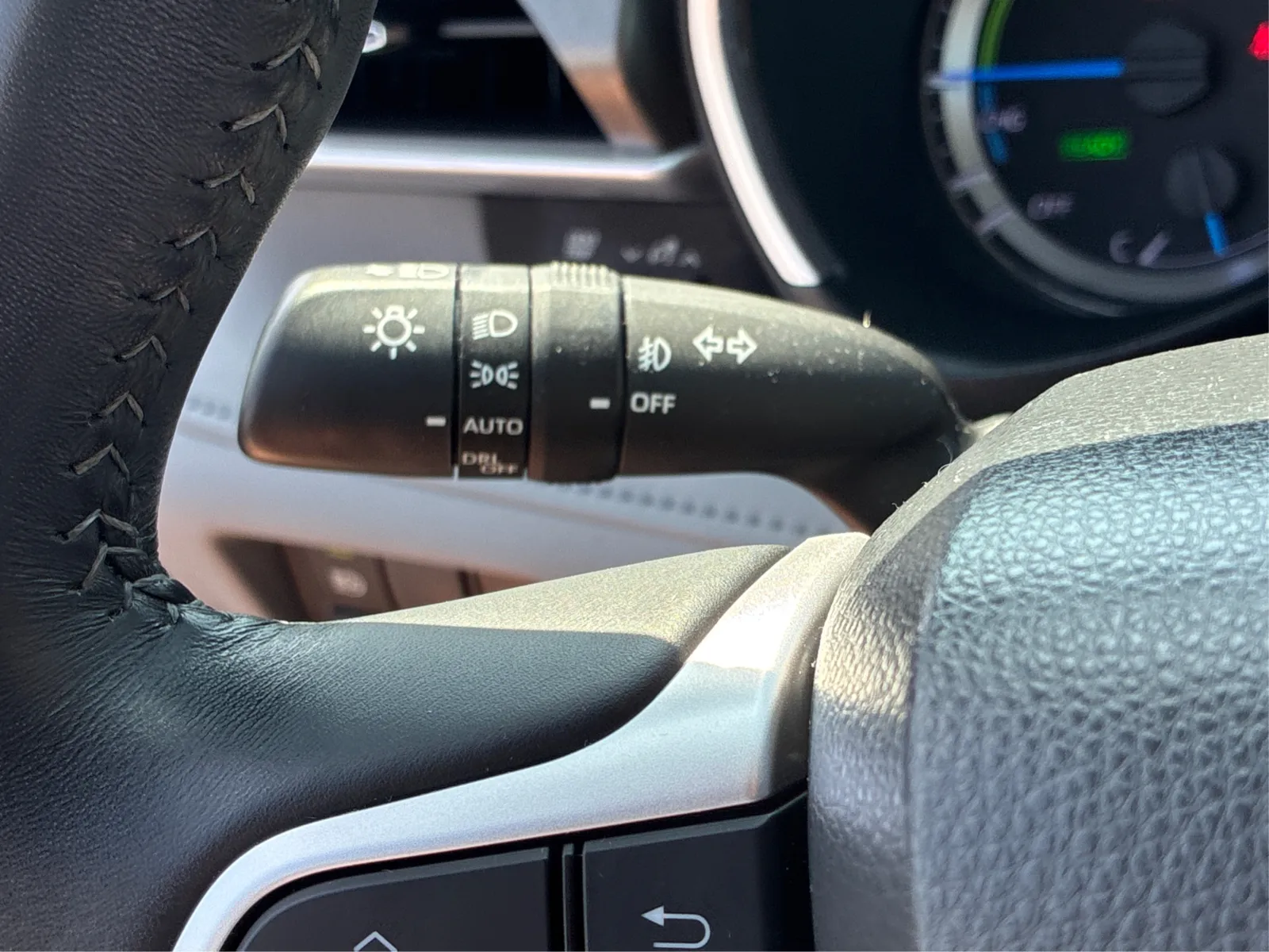 2023 Toyota Highlander XLE - Photo 17