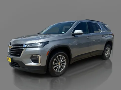 Gray 2023 Chevrolet Traverse FWD 4dr LT Cloth w/1LT for sale in Saint Charles, MO