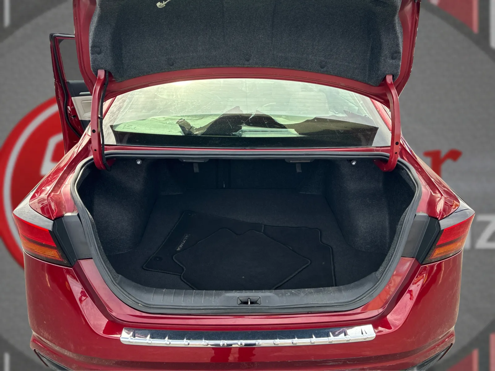 2023 Nissan Altima SL - Photo 13