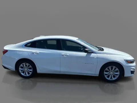 More photos of 2022 Chevrolet Malibu 4dr Sdn LT at 5 Star Auto Plaza - St. Charles, MO