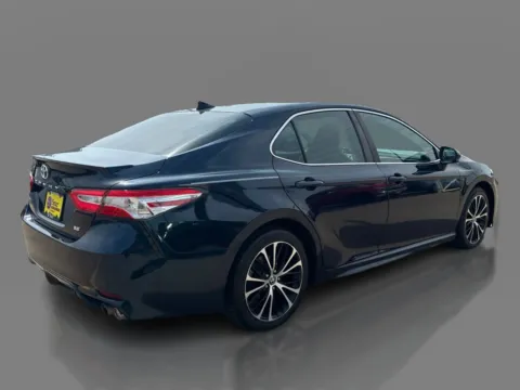 More photos of 2020 Toyota Camry 4d Sedan SE at 5 Star Auto Plaza - St. Charles, MO