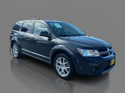 Another view of 2018 Dodge Journey 4d SUV FWD SXT V6 for sale in Saint Charles, MO at 5 Star Auto Plaza - St. Charles