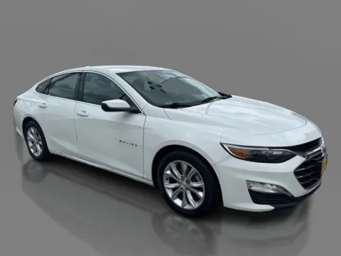 Another view of 2023 Chevrolet Malibu 4dr Sdn 1LT for sale in Saint Charles, MO at 5 Star Auto Plaza - St. Charles