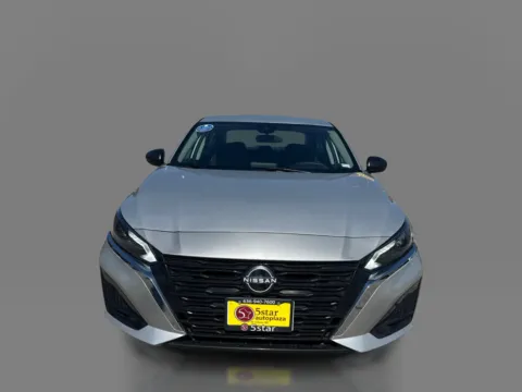 Photos of 2025 Nissan Altima SV FWD for sale in Saint Charles, MO at 5 Star Auto Plaza - St. Charles