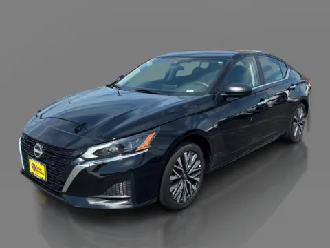 Black 2025 Nissan Altima SV FWD for sale in Saint Charles, MO