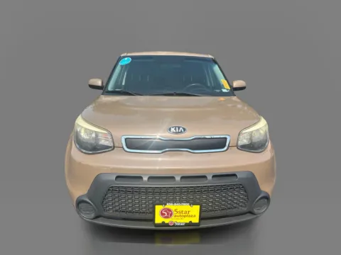 Photos of 2015 Kia Soul 4d Hatchback Auto for sale in Saint Charles, MO at 5 Star Auto Plaza - St. Charles