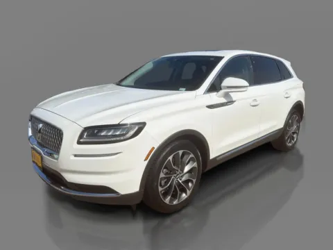 White 2023 Lincoln Nautilus Reserve AWD for sale in Saint Charles, MO