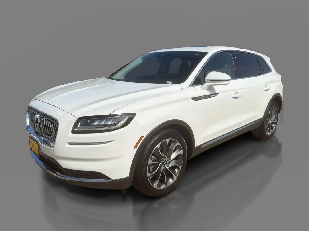 White 2023 Lincoln Nautilus Reserve AWD for sale in Saint Charles, MO