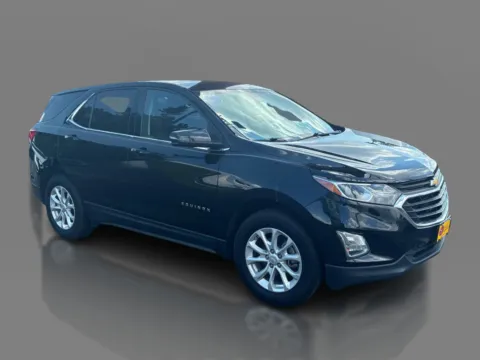Another view of 2018 Chevrolet Equinox 4d SUV FWD LT w/1LT for sale in Saint Charles, MO at 5 Star Auto Plaza - St. Charles