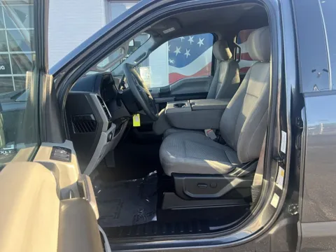 More photos of 2020 Ford F-150 SuperCrew XLT 5 1/2 at 5 Star Auto Plaza - St. Charles, MO