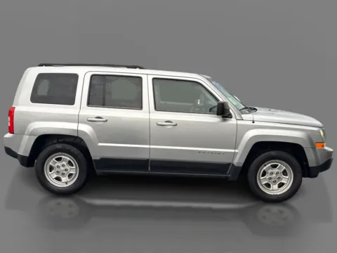 More photos of 2013 Jeep Patriot 4d SUV FWD Sport at 5 Star Auto Plaza - St. Charles, MO