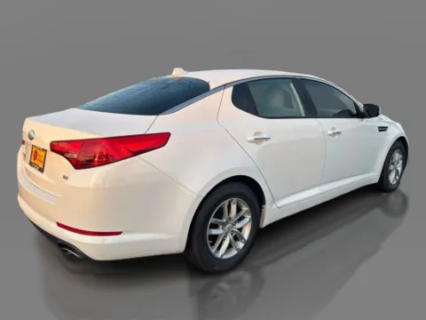 More photos of 2013 Kia Optima 4d Sedan LX at 5 Star Auto Plaza - St. Charles, MO
