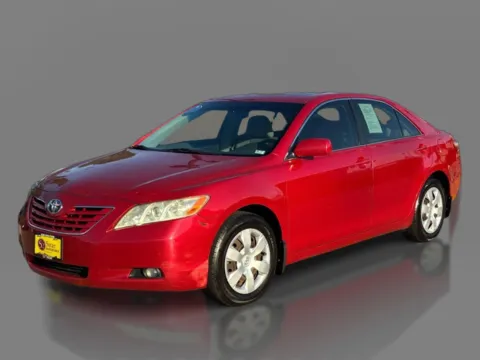 Red 2008 Toyota Camry 4d Sedan XLE for sale in Saint Charles, MO