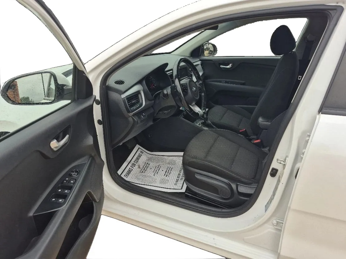 Kia Rio photo 9