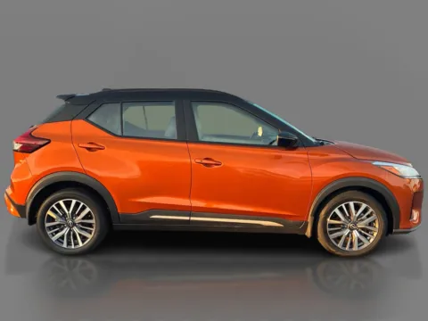 More photos of 2023 Nissan Kicks SR FWD at 5 Star Auto Plaza - St. Charles, MO
