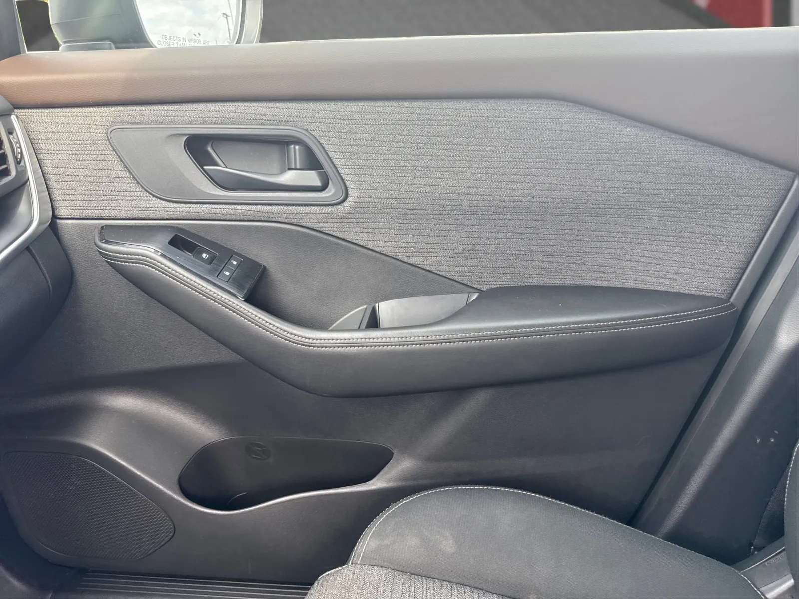 Nissan Rogue photo 18