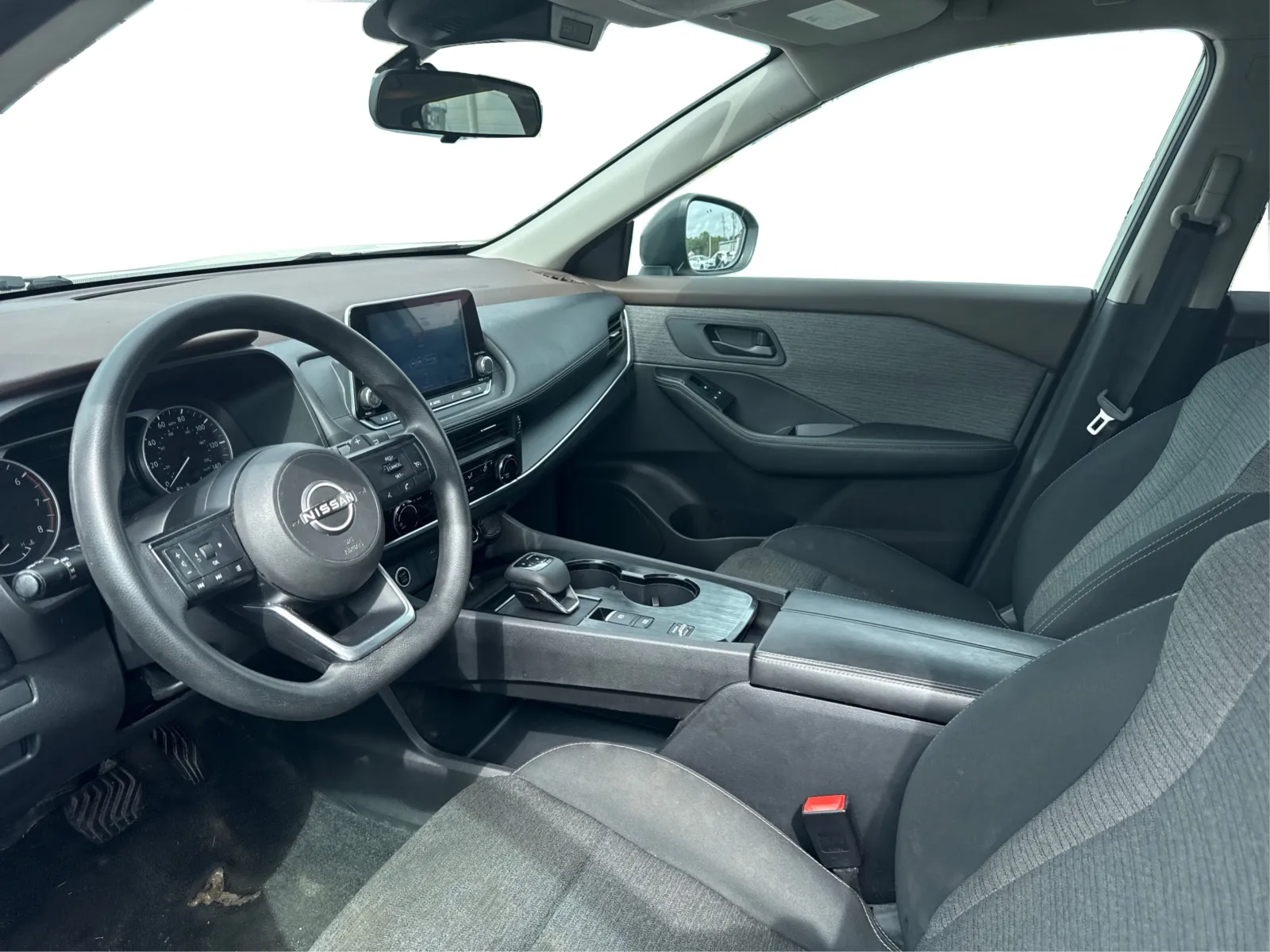 Nissan Rogue photo 9