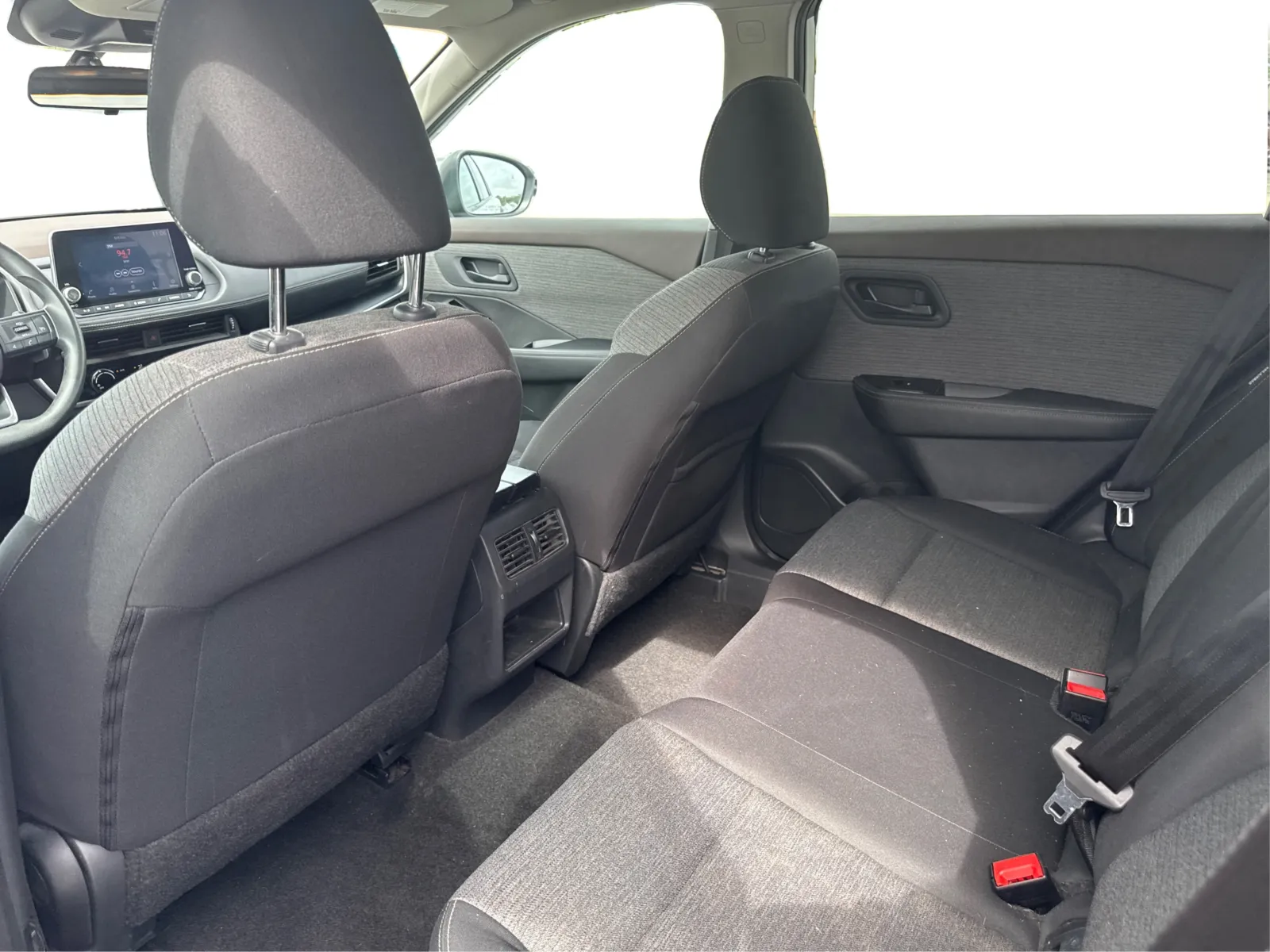 Nissan Rogue photo 10