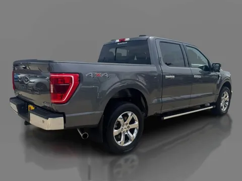 More photos of 2022 FORD F-150 SUPERCREW CAB XLT PICKUP 4D 5 1/2 FT at 5 Star Auto Plaza - St. Charles, MO