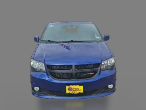 Photos of 2020 Dodge Grand Caravan 4d Wagon SE Plus for sale in Saint Charles, MO at 5 Star Auto Plaza - St. Charles