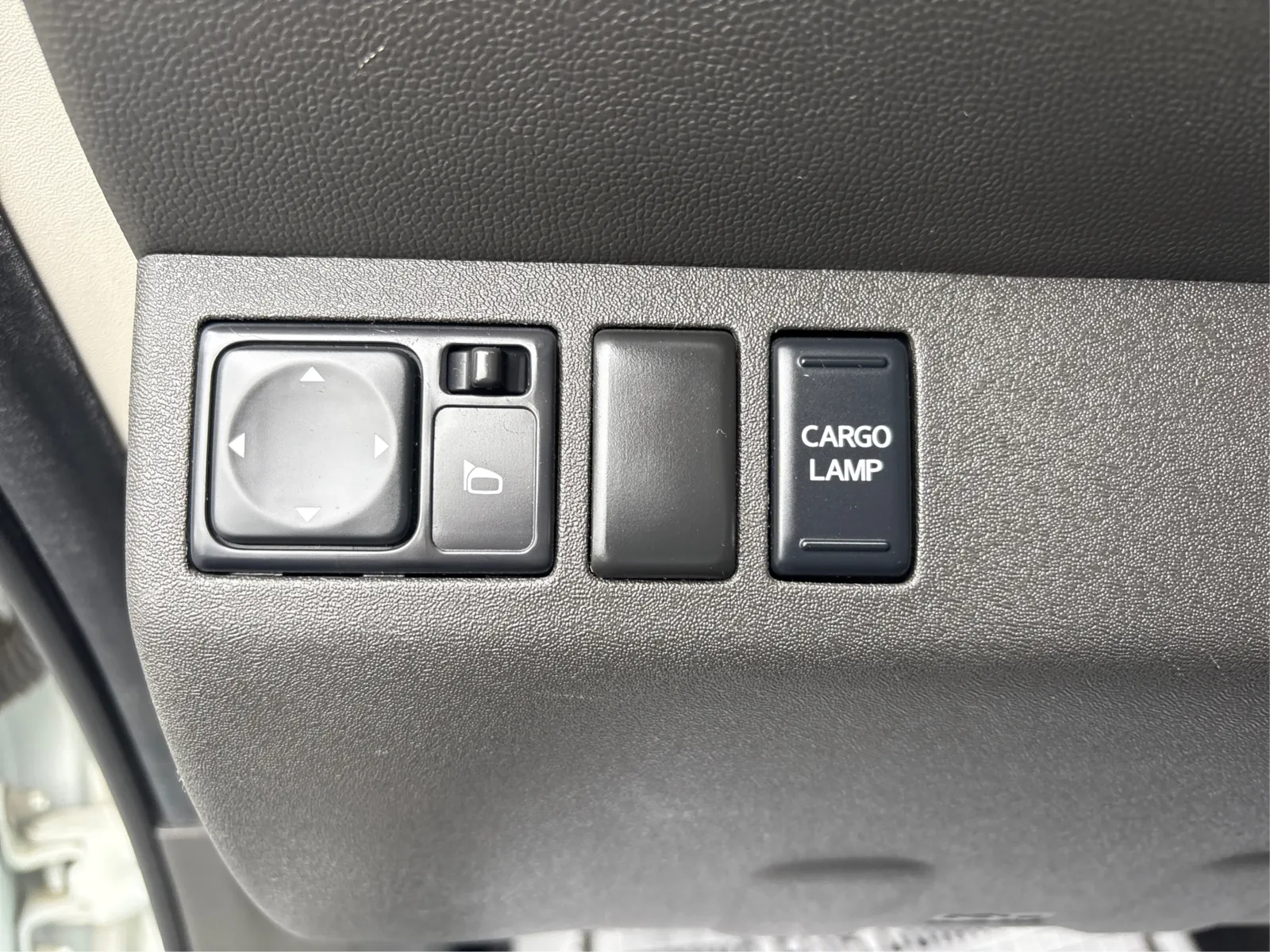 Nissan Frontier photo 10