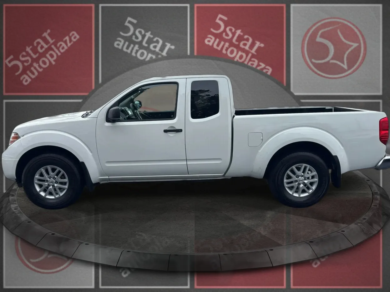 Nissan Frontier photo 8