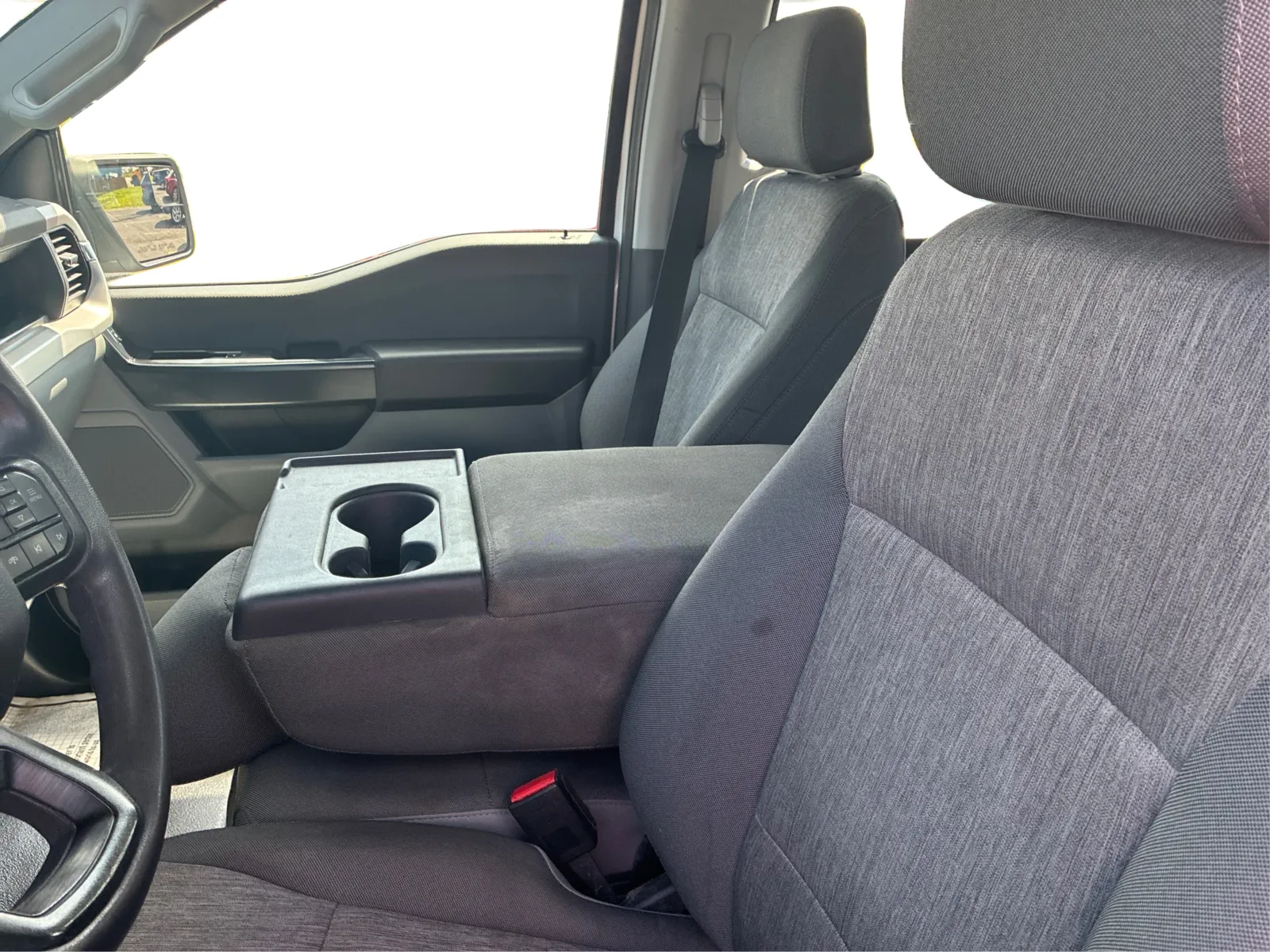 Ford F-150 photo 9