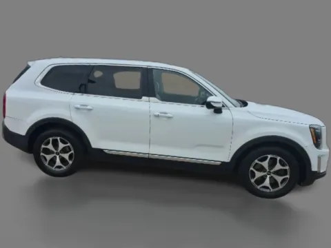 More photos of 2022 Kia Telluride EX FWD at 5 Star Auto Plaza - St. Charles, MO