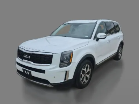 White 2022 Kia Telluride EX FWD for sale in Saint Charles, MO