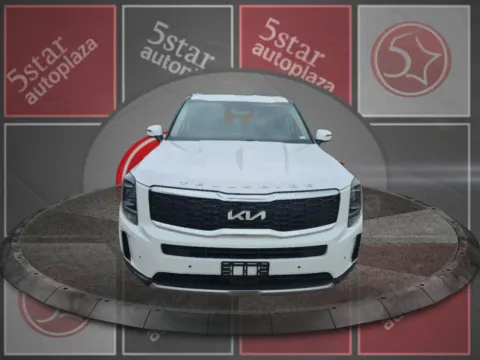Photos of 2022 Kia Telluride EX FWD for sale in Saint Charles, MO at 5 Star Auto Plaza - St. Charles