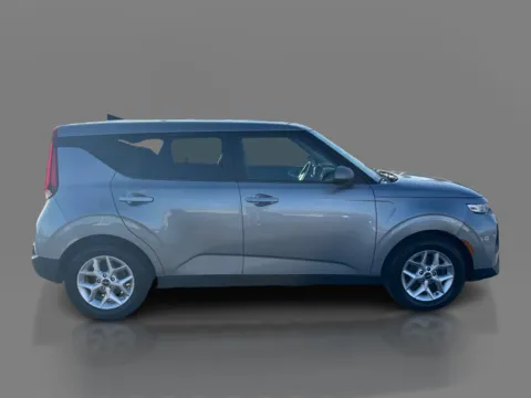 More photos of 2022 KIA SOUL LX WAGON 4D at 5 Star Auto Plaza - St. Charles, MO