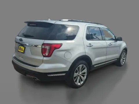 More photos of 2018 Ford Explorer 4d SUV FWD Limited at 5 Star Auto Plaza - St. Charles, MO