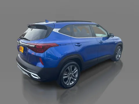 More photos of 2021 Kia Seltos 4d SUV AWD S at 5 Star Auto Plaza - St. Charles, MO
