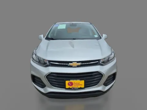 Photos of 2021 Chevrolet Trax AWD 4dr LS for sale in Saint Charles, MO at 5 Star Auto Plaza - St. Charles