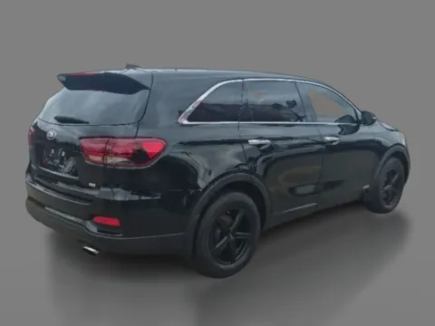 More photos of 2019 Kia Sorento 4d SUV AWD LX I4 at 5 Star Auto Plaza - St. Charles, MO