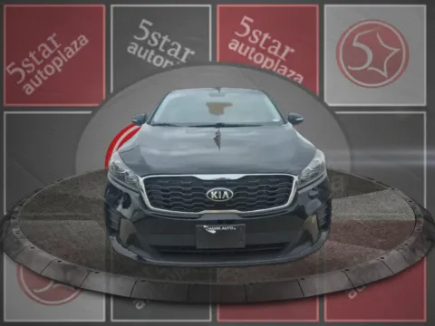 Photos of 2019 Kia Sorento 4d SUV AWD LX I4 for sale in Saint Charles, MO at 5 Star Auto Plaza - St. Charles