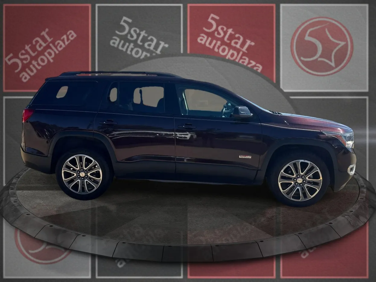 GMC Acadia photo 4